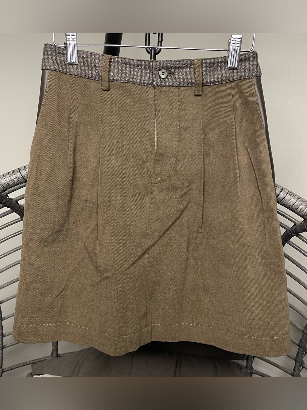 ETRO Classic A-Line Brown Skirt with Patterned Waistband. Size: 38